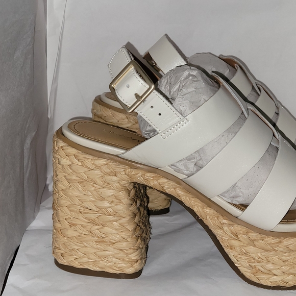 Lisa ☆ VIcky Women\'s Winter White (Cream) Platform Sandals